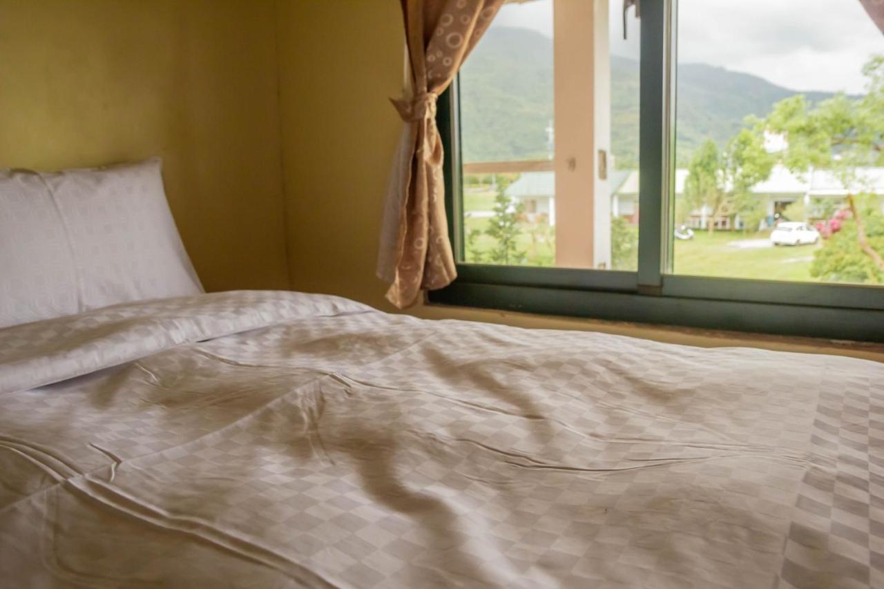 Ruisui Village Homestay Extérieur photo